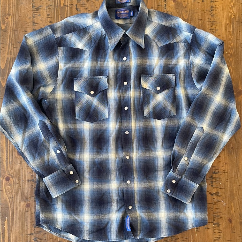 Sir Pendleton Navy Plaid Button Down Shirt. 100% Pure Virgin Wool. Size L Long